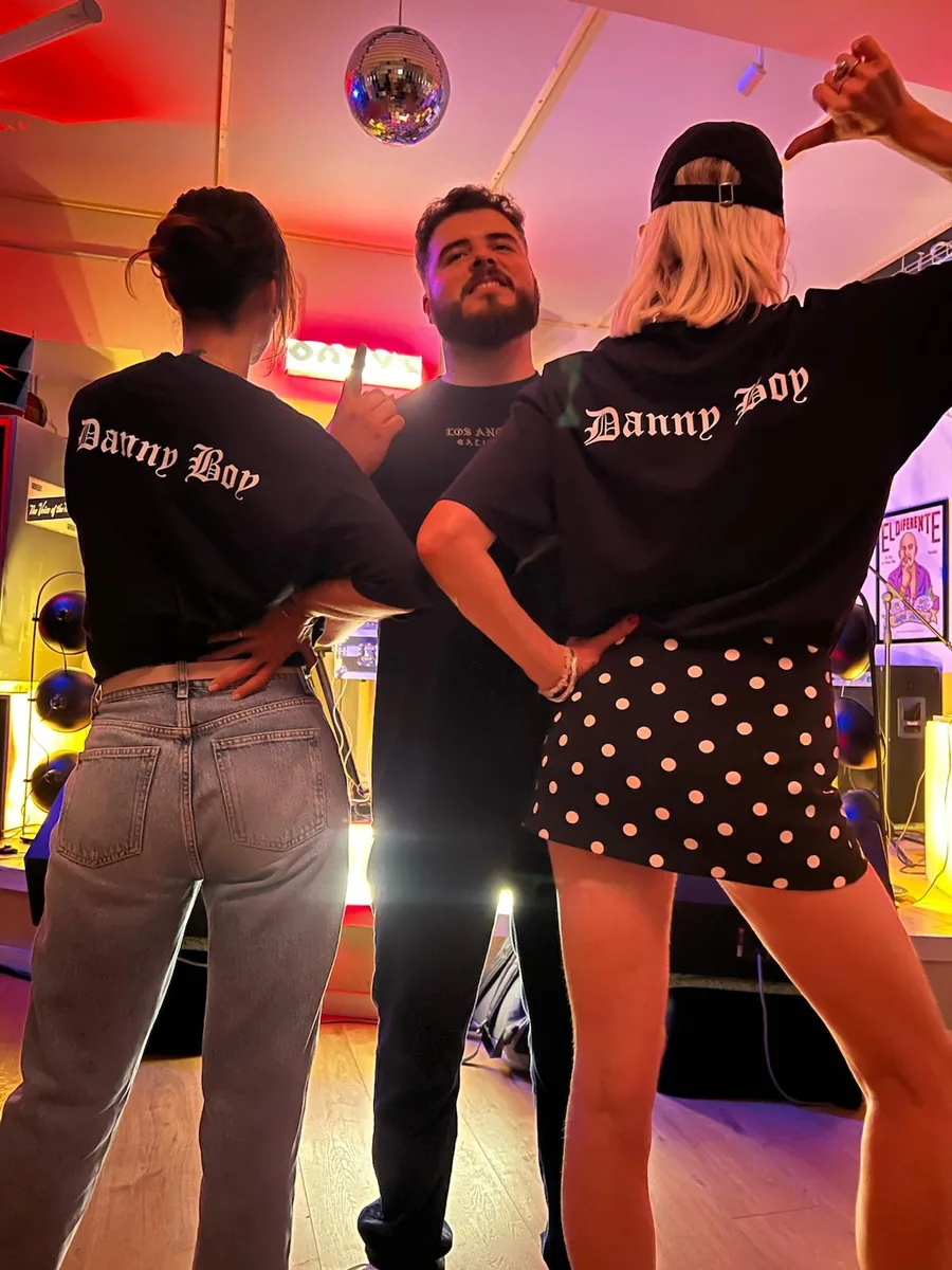 Batch Records merch photo 8